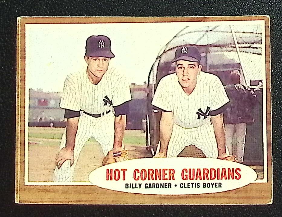 Hot Corner Guardians Gardner/Boyer 1962 Topps #163 Vintage Baseball Card: Topps Baseball MLB Trading & Sports Cards, Sports Cards for Sale Near Me, World Series & Hall of Fame Players Memorabilia, Refractors, X-Fractors, Numbered, SP, SSP, Valuable Auction Memorabilia Lots 