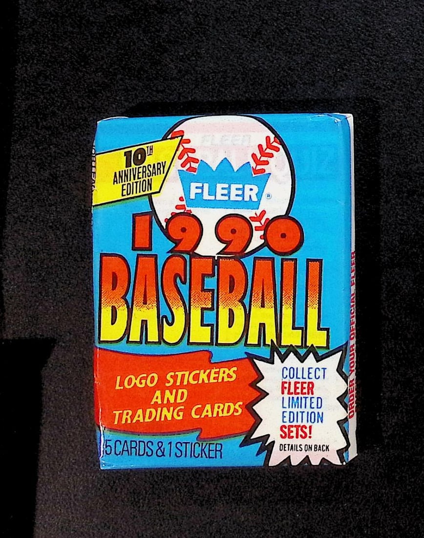 1990 Fleer Baseball Series 1 Retail Box Wax Pack Sports Cards MLB Trading Cards Rookie Cards: Vintage Valuable Fleer Baseball MLB Trading & Sports Cards, Rookies in This Set Include Frank Thomas, Sammy Sosa, Larry Walker, Bernie Williams, New York Yankees, Old Sports Cards for Sale Near Me, Wo