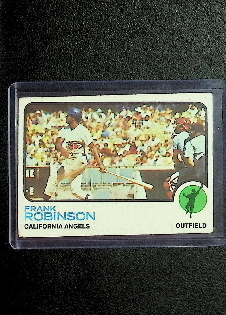 Frank Robinson 1973 Topps #175 Small Crease, See Pictures: Topps Baseball MLB Trading & Sports Cards, Sports Cards for Sale Near Me, World Series & Hall of Fame Players Memorabilia, Refractors, X-Fractors, Numbered, SP, SSP, Valuable Auction Memorabilia Lots 