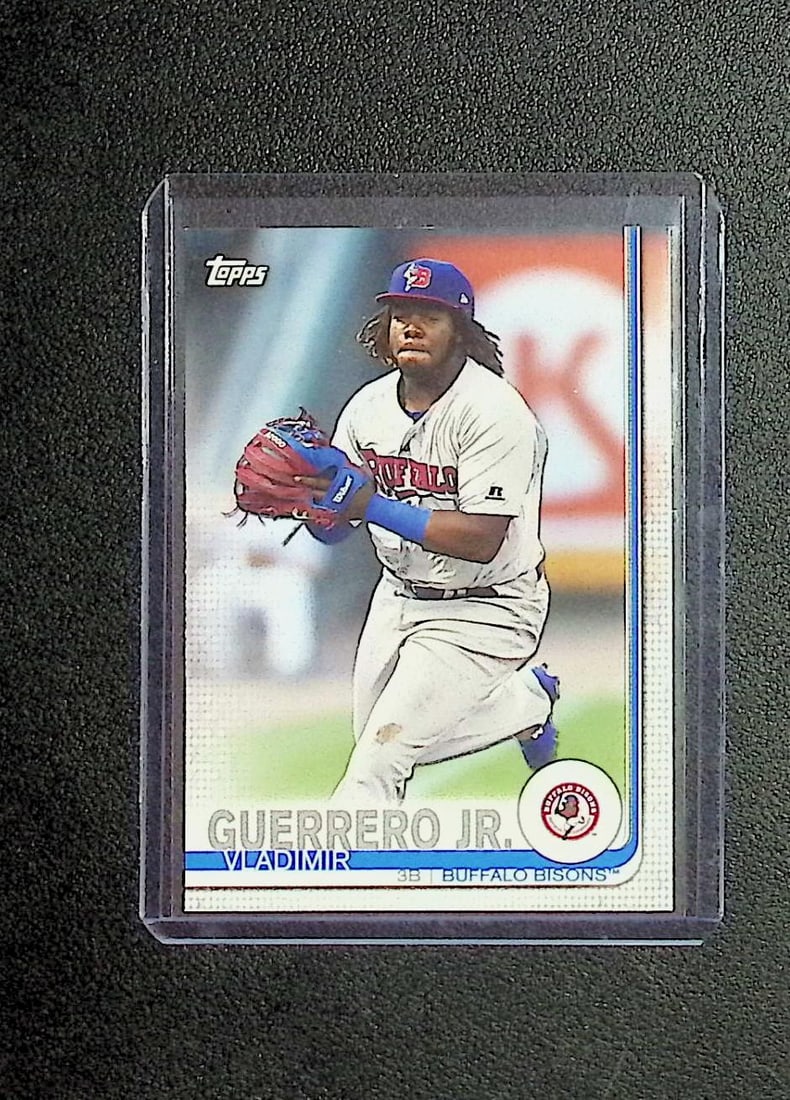Vladimir Guerrero Jr. Pro Debut 2019 Topps #1 Buffalo Bisons, Blue Jays: Topps Baseball MLB Trading & Sports Cards, Sports Cards for Sale Near Me, World Series & Hall of Fame Players Memorabilia, Refractors, X-Fractors, Numbered, SP, SSP, Valuable Auction Memorabilia Lots 