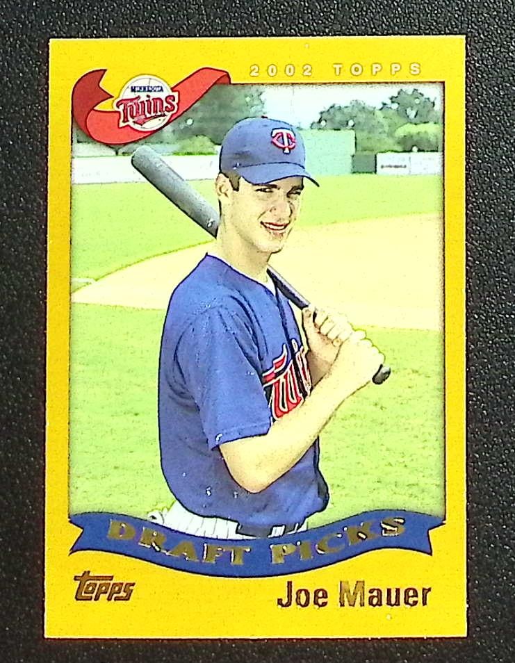 Joe Mauer Rookie Card 2002 Topps #622 Minnesota Twins: Topps Baseball MLB Trading & Sports Cards, Sports Cards for Sale Near Me, World Series & Hall of Fame Players Memorabilia, Refractors, X-Fractors, Numbered, SP, SSP, Valuable Auction Memorabilia Lots 