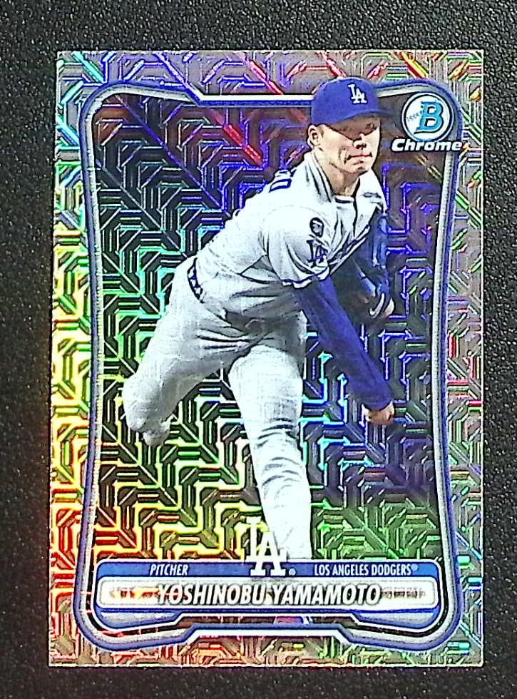 Yoshinobu Yamamoto Mojo Refractor 2026 Bowman Chrome #2 Los Angeles Dodgers (1 of 2)
