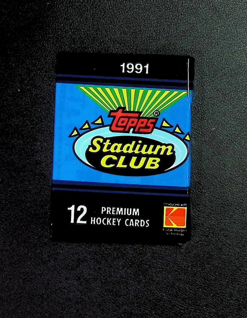 1991 Topps STADIUM CLUB Hockey Cards Retail Box Wax Pack NHL Trading Cards: Topps Vintage Hockey NHL Trading & Sports Cards, Brett Hull, Ray Bourque, Patrick Roy, Mario Lemieux, Wayne Gretzky, Old Sports Cards for Sale Near Me, Stanley Cup & Hall of Fame Players, Valuable Auc