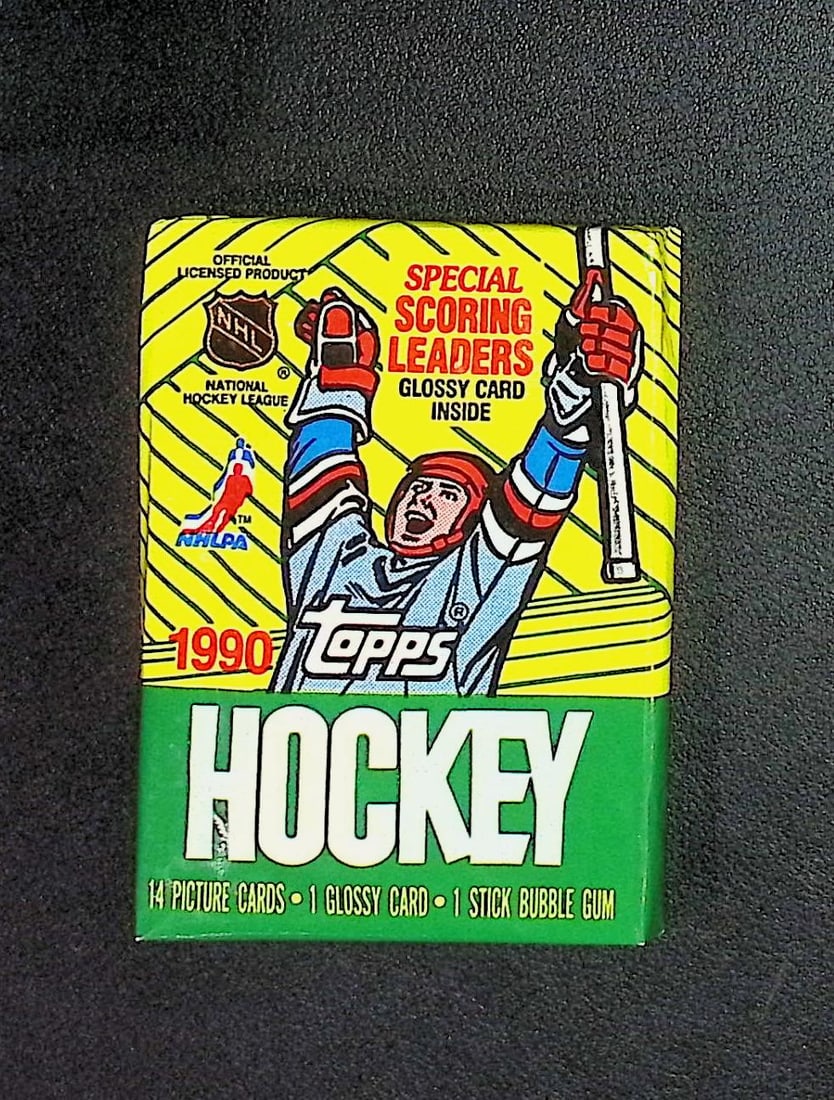 1990 Topps Vintage Hockey Cards Retail Box Wax Pack Sports Cards Wayne Gretzky: 1990 Topps Vintage Hockey Card Retail Box Wax Pack, Sports Cards, Brett Hull, Ray Bourque, Patrick Roy, Mario Lemieux, Wayne Gretzky, NHL Trading Cards, Stanley Cup, NHL Hall of Fame Player Trading Ca