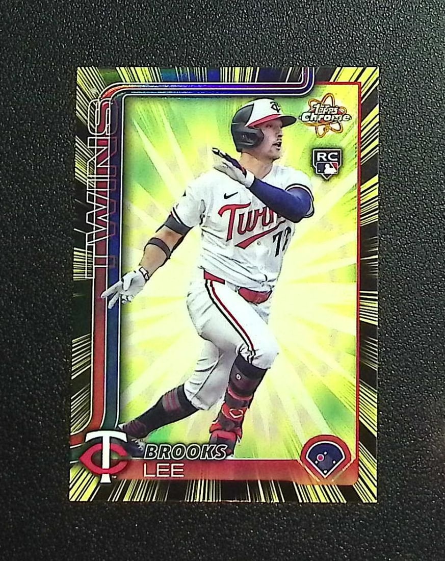 Brooks Lee Radiating Rookies 2025 Topps Chrome #RR-4 Minnesota Twins: Topps, Bowman, & Fanatics Baseball MLB Trading & Sports Cards, Sports Cards for Sale Near Me, World Series & Hall of Fame Players Memorabilia, Refractors, X-Fractors, Numbered, SP, SSP, Valuable Aucti
