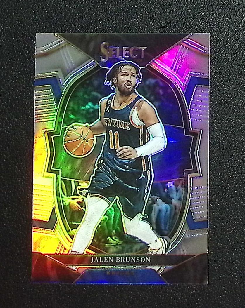 Jalen Brunson Silver Prizm 2022-23 Panini Select #22 New York Knicks: Panini, Donruss Optic, Donruss Select, Prizm, Mosaic, Contenders, Revolution, Phoenix, NBA Hoops, Rookie NFL Sports Trading Cards, Silver, SP, SSP, Wave Prizms, Numbered Cards, Basketball sports Cards
