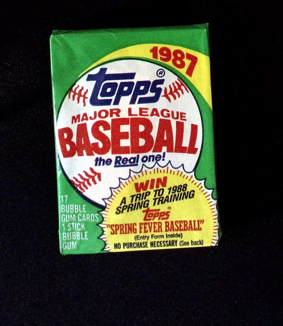 1987 Topps Series 1 Vintage Baseball Cards Retail Box Wax Pack Sports Card (1 of 1)