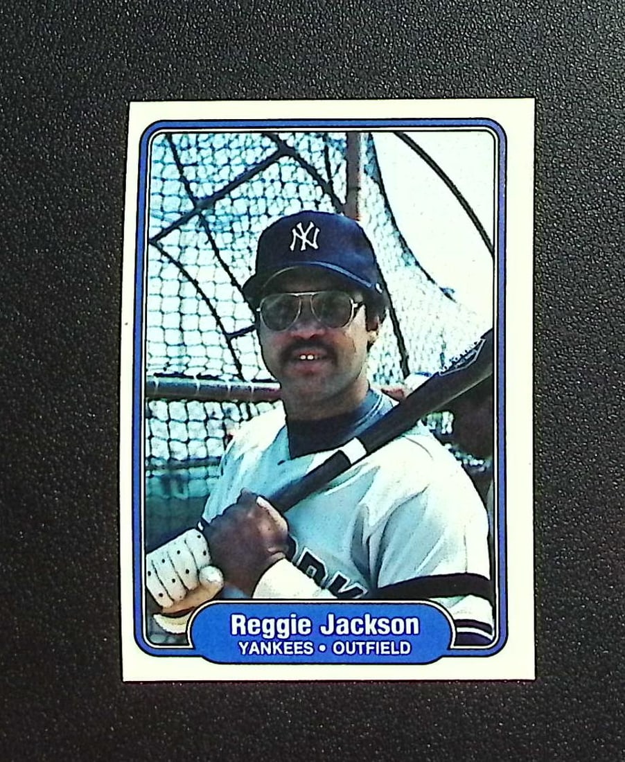 Reggie Jackson 1982 Fleer #39 New York Yankees: Fleer Vintage Baseball MLB Trading & Sports Cards, Old Sports Cards for Sale Near Me, Auction Memorabilia Lots for Sale On Line, World Series & Hall of Fame Players
