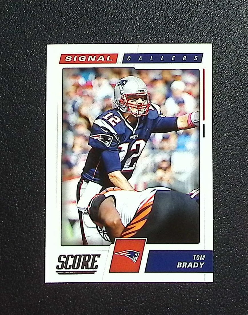 Tom Brady Signal Callers 2017 Panini Score #5 New England Patriots: Panini, Donruss Optic, & Donruss Select, Prizm, Mosaic, Contenders, Zenith, Phoenix, Illusions, Absolute, Rookie NFL Sports Trading Cards, SP, SSP, Cards, Football Cards for Sale Near Me, Superbowl & 