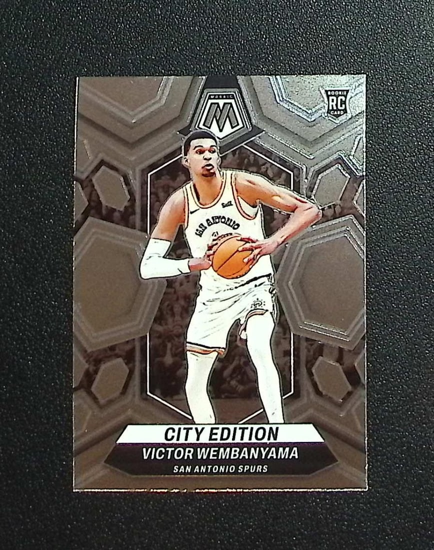 Victor Wembanyama Rookie Card City Edition 2023-24 Mosaic #282 San Antonio Spurs: Panini, Donruss Optic, Donruss Select, Prizm, Mosaic, Contenders, Revolution, Phoenix, NBA Hoops, Rookie NFL Sports Trading Cards, Silver, SP, SSP, Wave Prizms, Numbered Cards, Basketball sports Cards