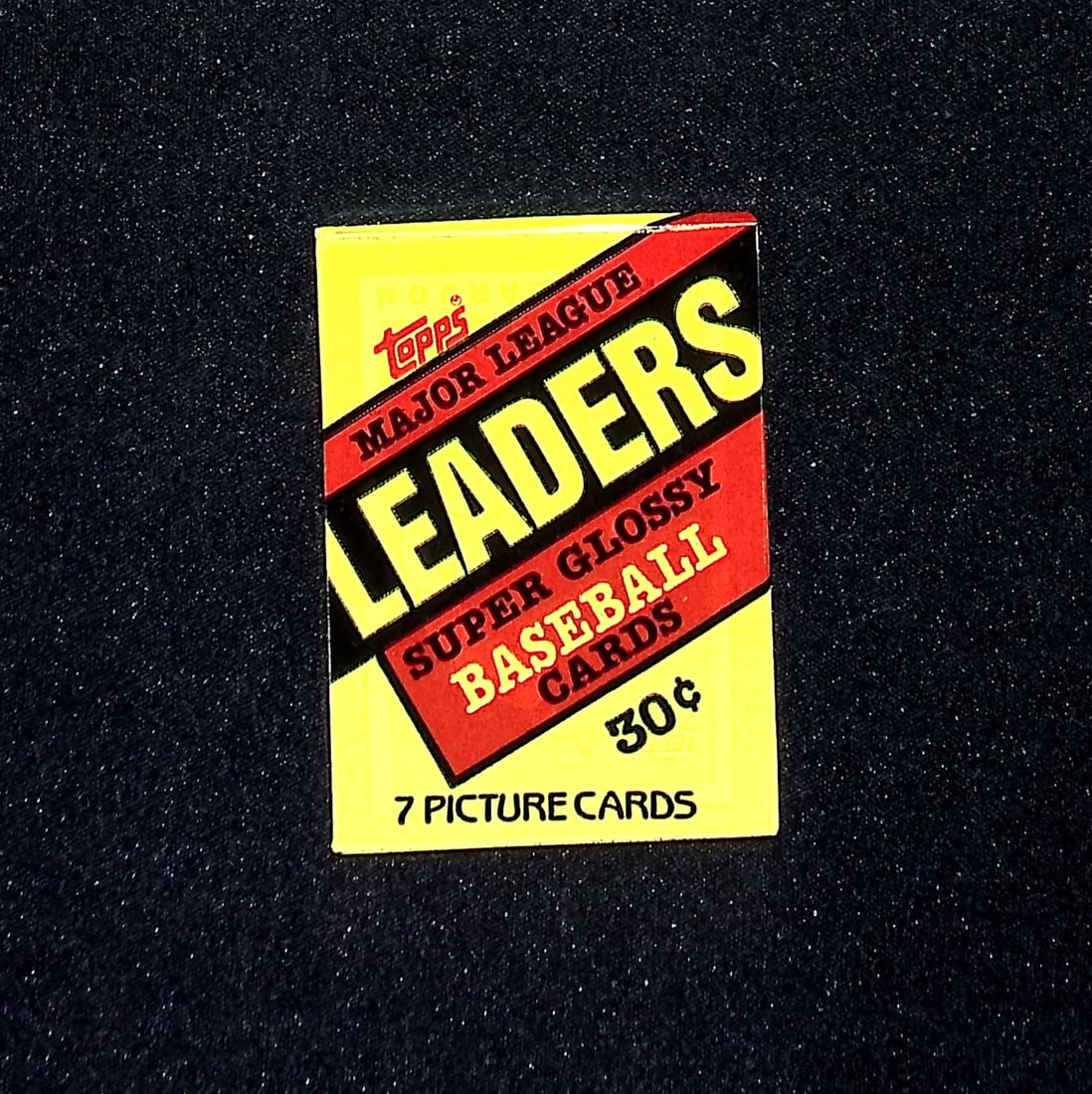 1987 Topps Major League Leaders Super Glossy Vintage Baseball Cards Retail Box Wax Pack Mini Cards: Topps Vintage Baseball Rookie MLB Trading & Sports Cards, Gary Carter, Nolan Ryan, Orel Hersheiser, Don Mattingly, Mike Schmidt Philadelphia Phillies, Old Baseball Cards for Sale Near Me, World Series