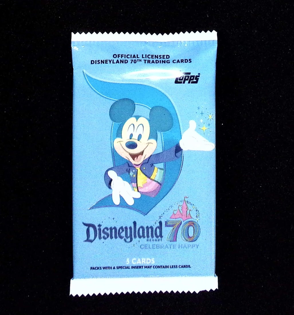 2025 Topps Disneyland Resort 70th Anniversary Blaster Box Pack: Disney Topps Trading Cards of Movies & Television Shows, Refractors, Ray Waves, Numbered Rare Cards. Darth Vader, Luke Skywalker, Princess Leia, Mandalorian, Yoda, Grogu, Han Solo, Rebellion, Imperial
