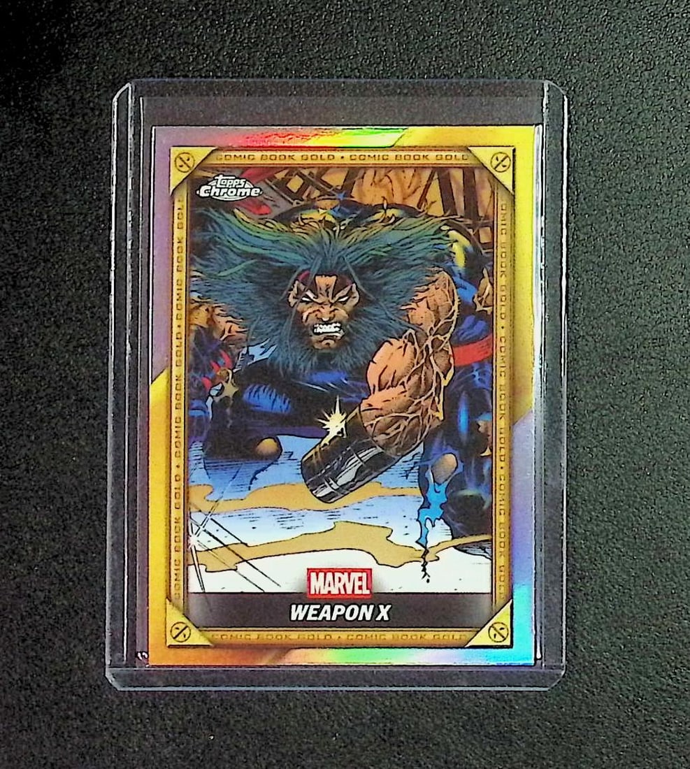 Weapon X Comic Book Gold Refractor 2025 Topps Marvel #CB-10: Topps, Fleer Upper Deck, Chrome Super Heroes DC & Marvel, Marvel Studios, MCU, Superheroes, Marvel Comis, Captain America, Thor, Hulk, Iron Man, Avengers, Thanos