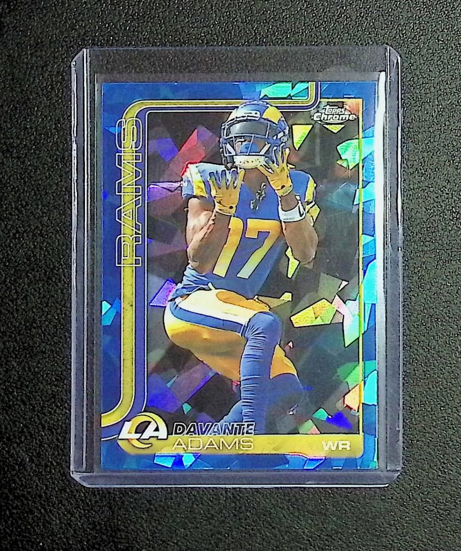 Davante Adams Sapphire Refractor 2025 Topps Chrome #165 (1 of 2)