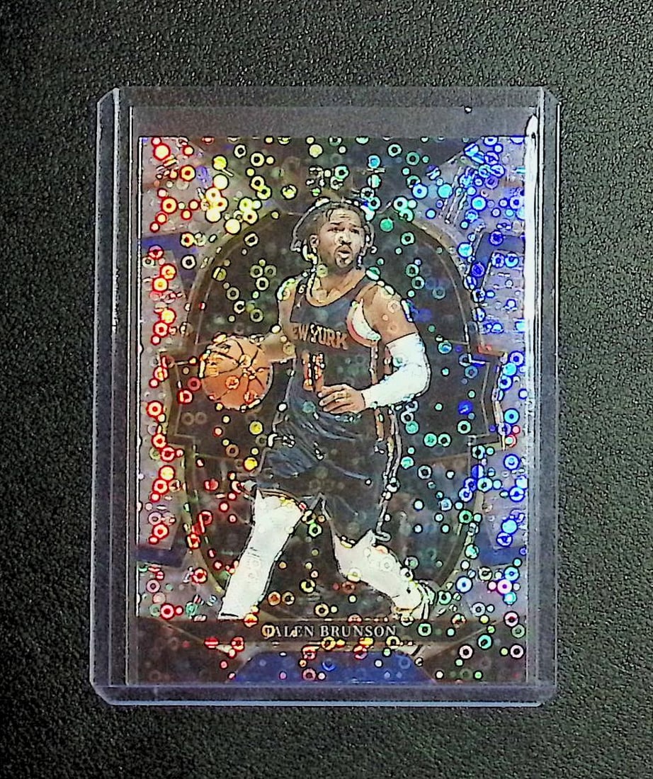 Jalen Brunson Fast Break Concourse Prizm 2023 Panini Select #22: Panini, Donruss Optic, Donruss Select, Prizm, Mosaic, Contenders, Revolution, Phoenix, NBA Hoops, Rookie NFL Sports Trading Cards, Silver, SP, SSP, Wave Prizms, Numbered Cards, Basketball sports Cards
