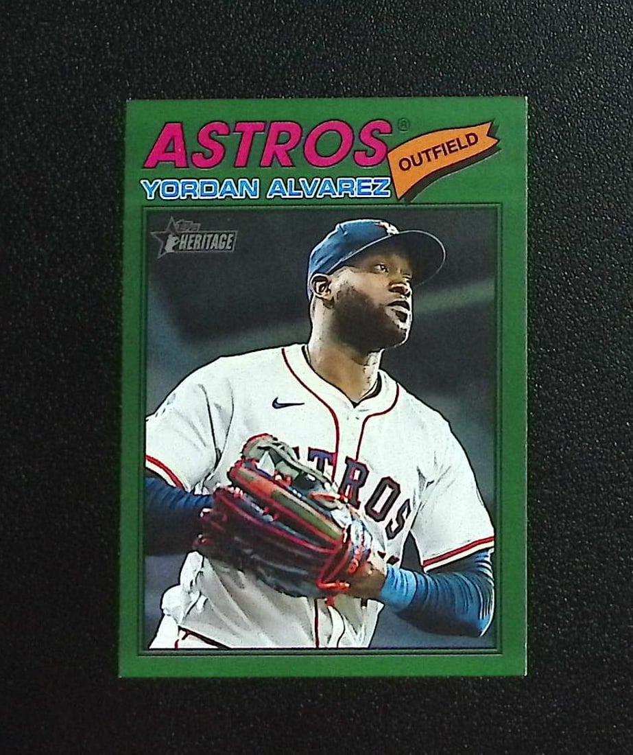 Yordan Alvarez Dark Green Border 2026 Topps Heritage #25 Houston Astros