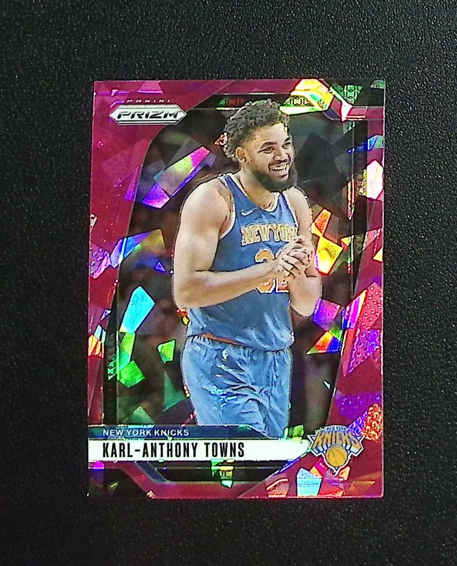 Karl-Anthony Towns Pink Ice 2024-25 Panini Prizm #141 New York Knicks