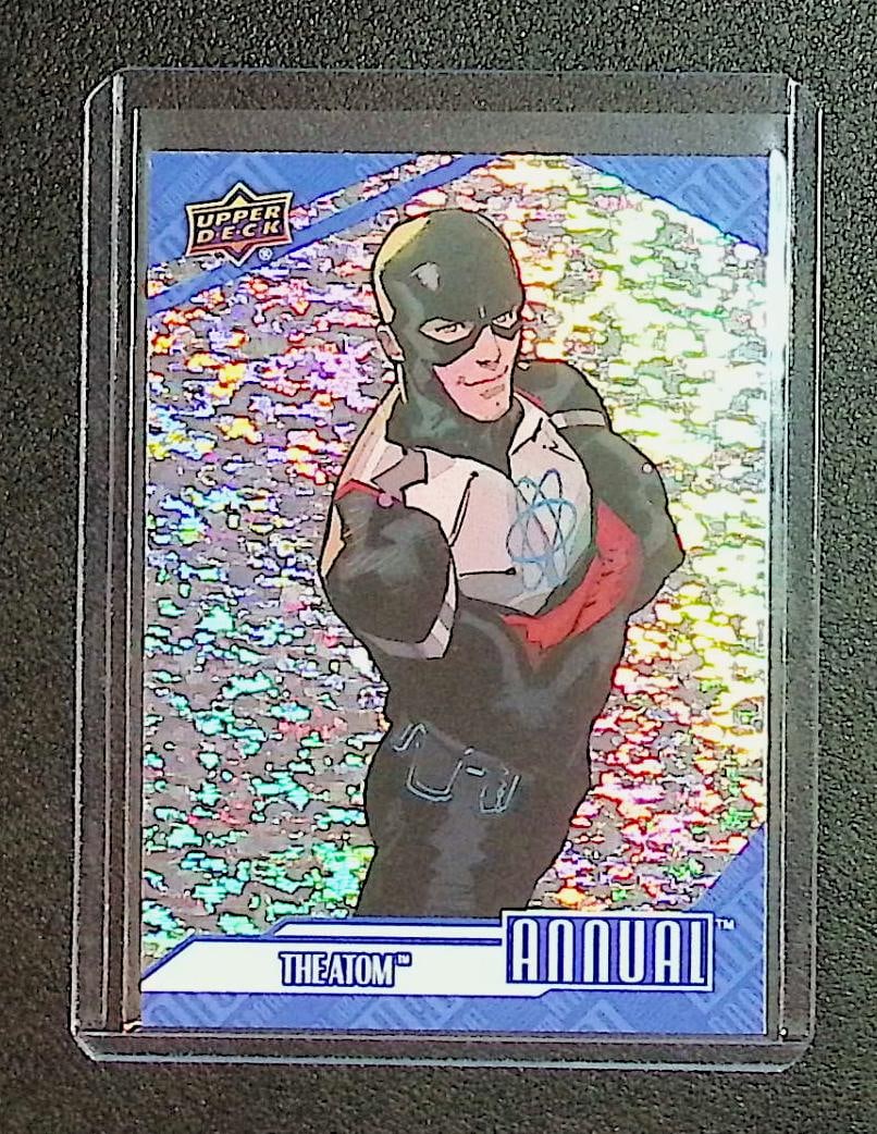 The Atom Silver Sparkle Parralell 2026 Upper Deck #69: Topps, Fleer Upper Deck, Chrome Super Heroes DC & Marvel, Marvel Studios, MCU, Superheroes, Marvel Comis, Captain America, Thor, Hulk, Iron Man, Avengers, Thanos