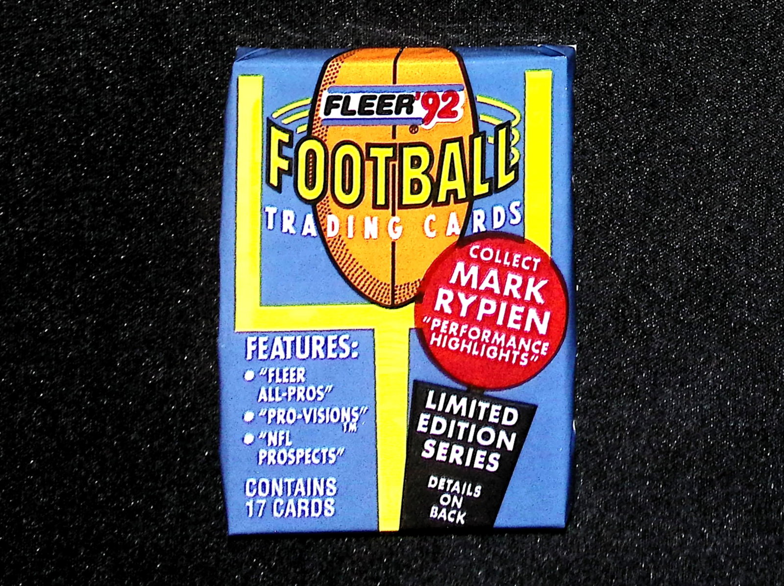 1992 Fleer Vintage Football Series 1 NFL Trading Cards - 17 Cards Per Pack: Fleer Vintage Football NFL Trading & Sports Cards, Superbowl Memorabilia, Old Sports Cards for Sale Near Me, Emmitt Smith, Dan Marino, Joe Montana, John Elway, Valuable Auction Memorabilia Lots for Sa