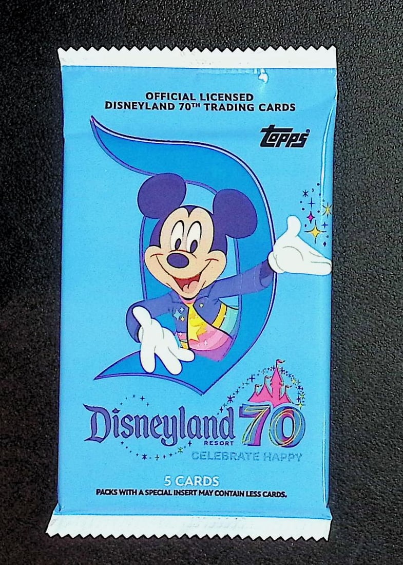 2025 Topps Disneyland Resort 70th Anniversary Blaster Box Pack: Disney Topps Trading Cards of Movies & Television Shows, Refractors, Ray Waves, Numbered Rare Cards. Darth Vader, Luke Skywalker, Princess Leia, Mandalorian, Yoda, Grogu, Han Solo, Rebellion, Imperial
