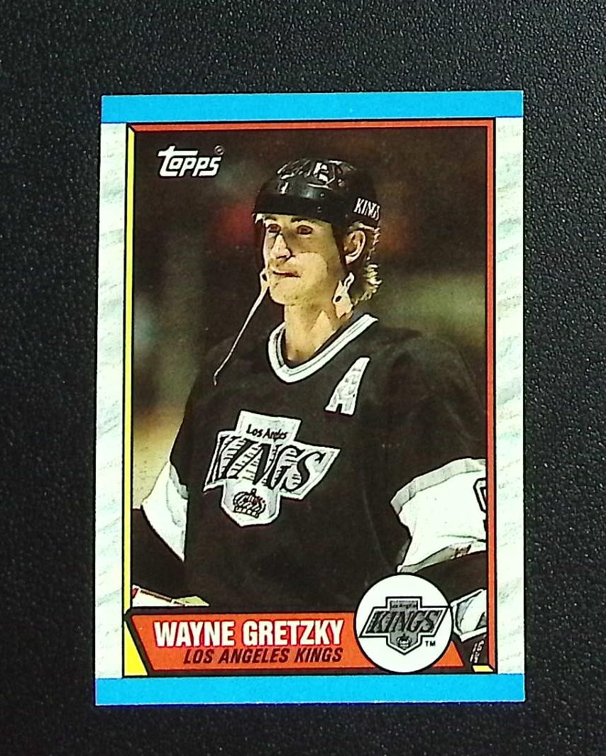 Wayne Gretzky 1989-90 Topps #156 Los Angeles Kings, Edmonton Oilers: Topps NHL Hockey Trading & Sports Cards, Sports Cards for Sale Near Me, Stanley Cup & Hall of Fame Players, Valuable Auction Memorabilia Lots for Sale On Line