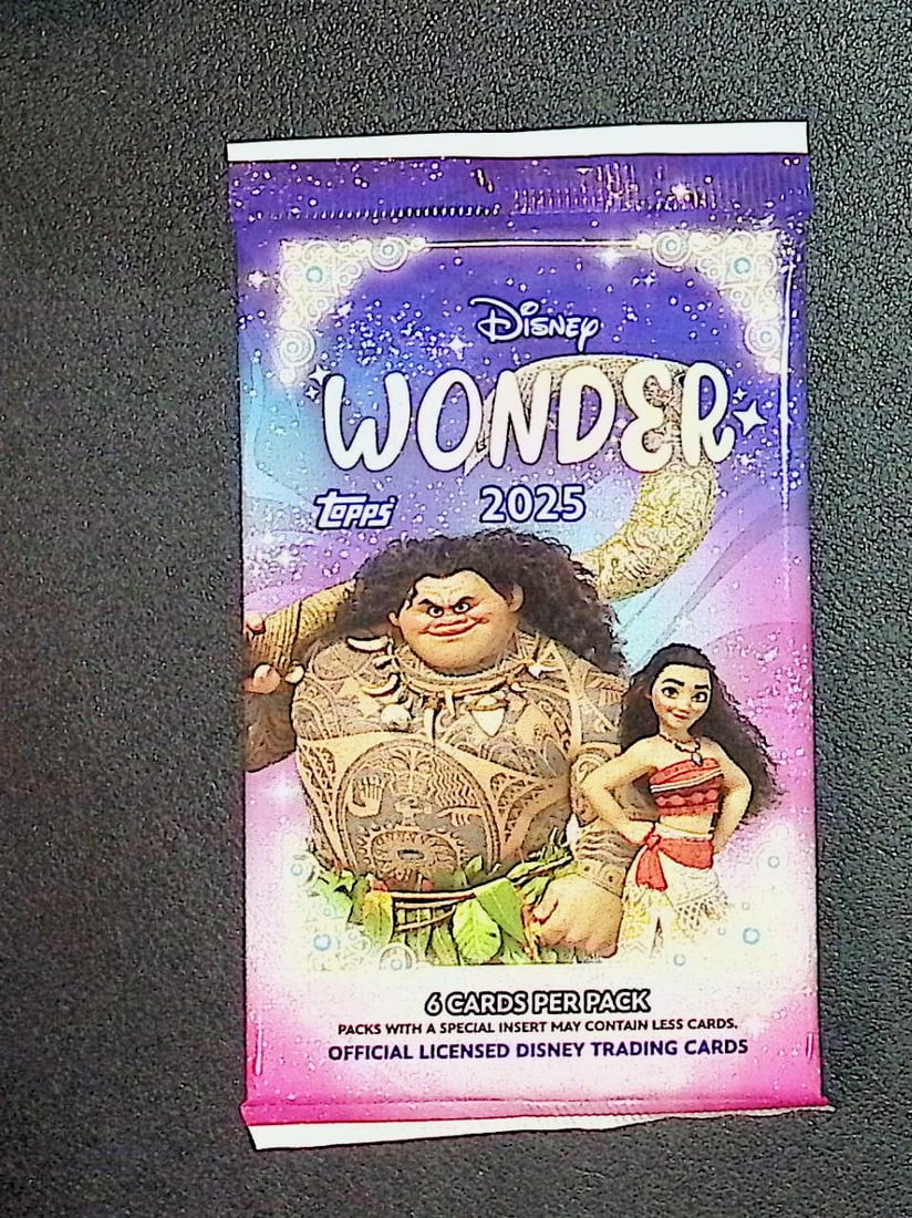 2025 Topps Disney Wonder Blaster Box Pack (1 of 1)