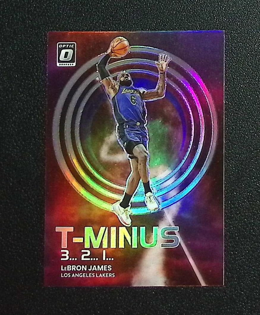 LeBron James T-Minus Holo Prizm 2022-23 Donruss Optic #15 Los Angeles Lakers (1 of 2)