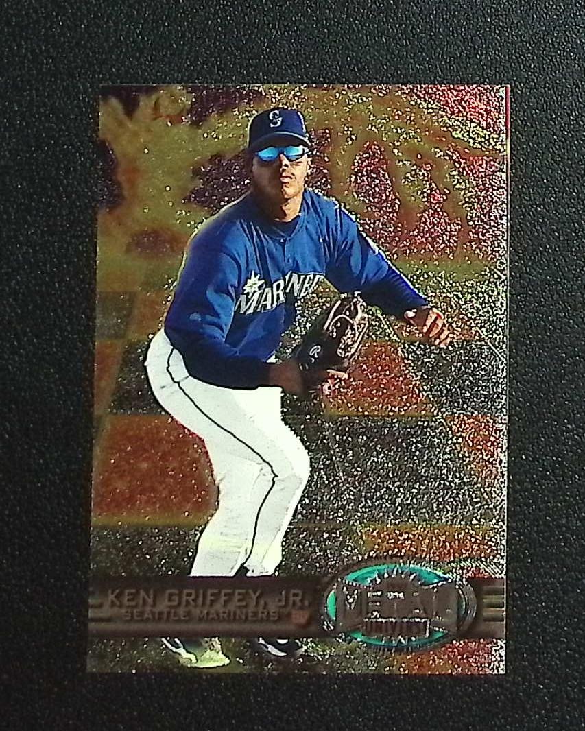 Ken Griffey Jr. 1997 Metal Universe #145 Seattle Mariners (1 of 2)