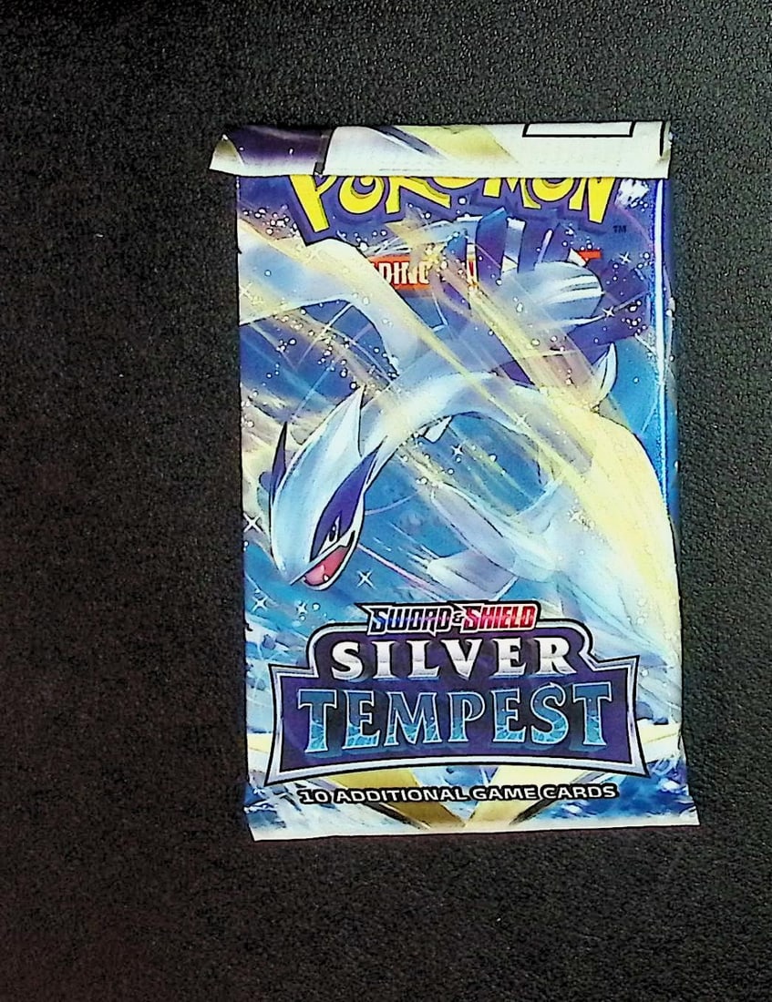 2022 Pokemon Sword & Shield Silver Tempest 10 Card Booster Pack TCG Charizard Pikachu Holo Rare: Pokemon Trading Card Game Cards, Charizard, Pikachu, Mewto, EX, Referse Holo, Holo Rare Cards, Secret Rare Cards, Full Art Cards, Evee, 3 Stars Ultra Rare Cards, Double Rare, Illustration Rare, Specia
