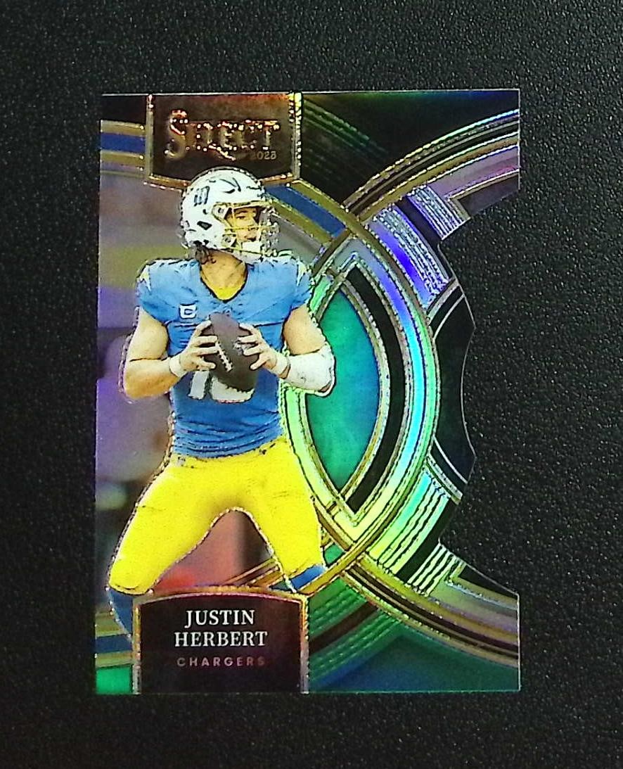 Justin Herbert Black/Green Prizm Die Cut 2023 Select #136 Los Angeles Chargers: Panini, Donruss Optic, & Donruss Select, Prizm, Mosaic, Contenders, Zenith, Phoenix, Illusions, Absolute, Rookie NFL Sports Trading Cards, SP, SSP, Cards, Football Cards for Sale Near Me, Superbowl & 