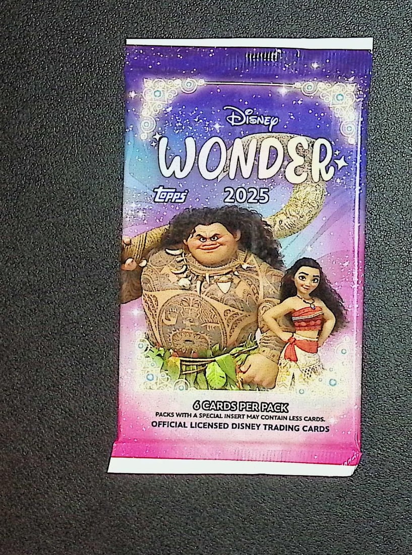 2025 Topps Disney Wonder Blaster Box Pack: Disney Topps Trading Cards of Movies & Television Shows, Refractors, Ray Waves, Numbered Rare Cards. Darth Vader, Luke Skywalker, Princess Leia, Mandalorian, Yoda, Grogu, Han Solo, Rebellion, Imperial