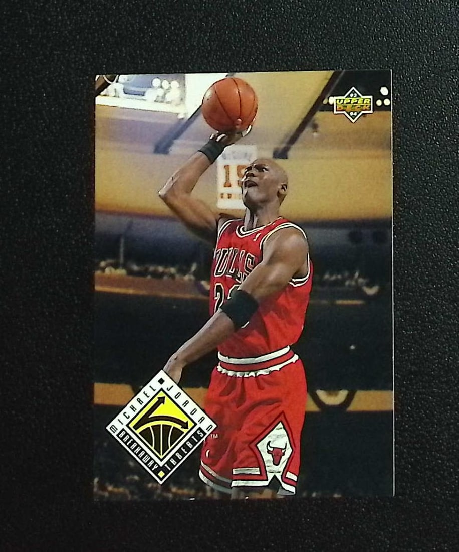 Michael Jordan Breakaway Threats 1993-94 Upper Deck #438 Chicago Bulls: Upper Deck Basketball NBA Trading & Sports Cards, Sports Cards for Sale Near Me, Chrome, Refractor, SP, SSP, Valuable Auction Memorabilia Lots Sold On Line, NBA Championship & Hall of Fame Player Card