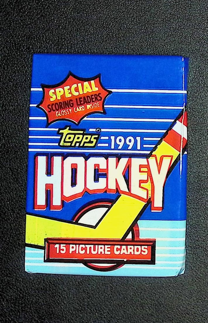 1991 Topps Hockey Card Retail Box Wax Pack Sports Cards: Topps Vintage Hockey NHL Trading & Sports Cards, Brett Hull, Ray Bourque, Patrick Roy, Mario Lemieux, Wayne Gretzky, Old Sports Cards for Sale Near Me, Stanley Cup & Hall of Fame Players, Valuable Auc