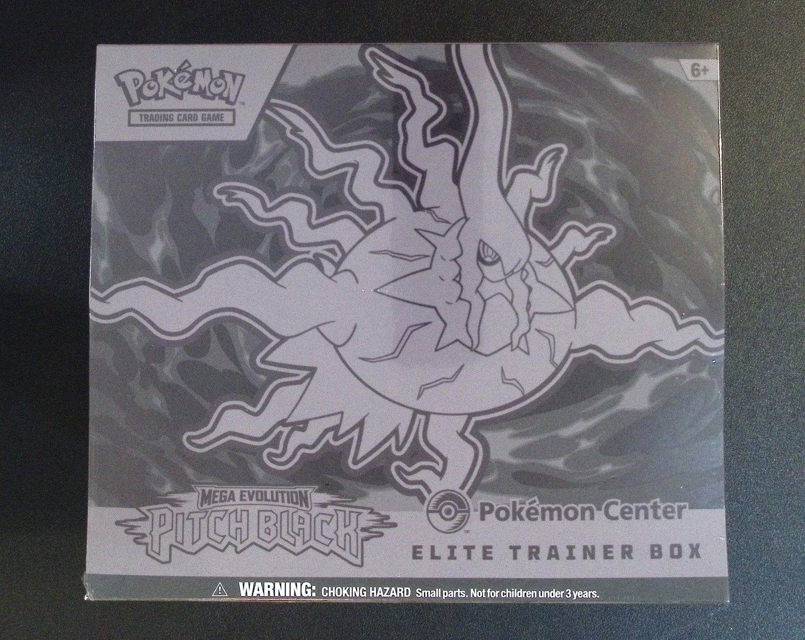 Pokemon Pitch Black POKEMON CENTER Elite Trainer Box (1 of 4)