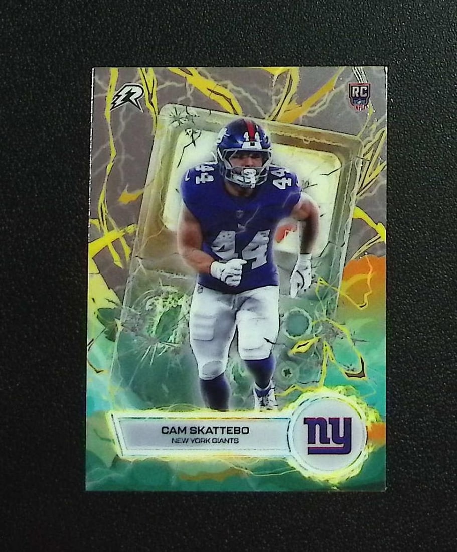 Cam Skattebo Rookie Card Voltaic 2025 Topps Resurgence #VT-5 New York Giants: Topps & Bowman Football NFL Trading Sports Cards, Sports Cards for Sale Near Me, Super Bowl & Hall of Fame Player Cards, Resurgence, Composite, SP, SSP, Valuable Auction Memorabilia Lots For Sale On L