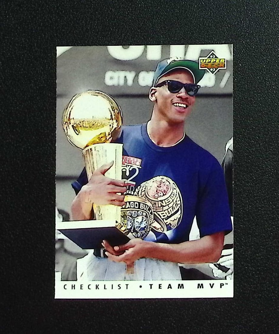 Michael Jordan Checklist Team MVP 1992-93 Upper Deck #TM1: Upper Deck, Basketball NBA Trading & Sports Cards, Sports Cards for Sale Near Me, Chrome, Refractor, SP, SSP, Valuable Auction Memorabilia Lots Sold On Line, NBA Championship & Hall of Fame Player Car