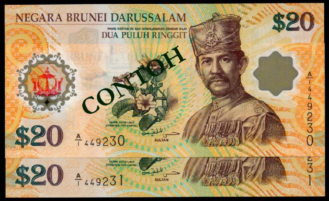 Brunei 2x$20 2007 40th Anniv CIA 1st prefix: Brunei $20, 2007, polymer, 40th Anniversary Currency Interchangeability Commemorative Circulation Notes, serial nos. A/1 449230 to 231, consecutive pair of 1st prefix notes, generally AU-UNC. (2)