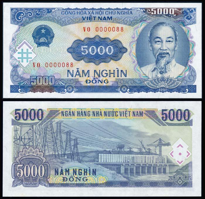 Viet Nam 5000 Dong 1991 (1993): Viet Nam Cong Hoa Xa Hoi Chu Nghia Viet Nam, 5000 Dong, 1991 (1993), (P.108a), serial no. VO 0000088, light ageing, AU-UNC.