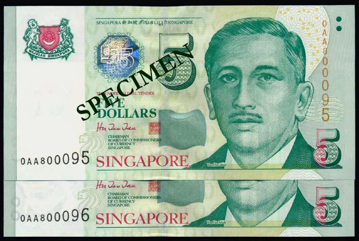 Singapore 2x$5 1999 HTT 1st prefix: Singapore $5, (1999), President Ishak, BCCS, sign. Hu Tsu Tau, serial nos. 0AA 800095 to 096, consecutive pair of 1st prefix notes, light ageing, AU-UNC. (2)