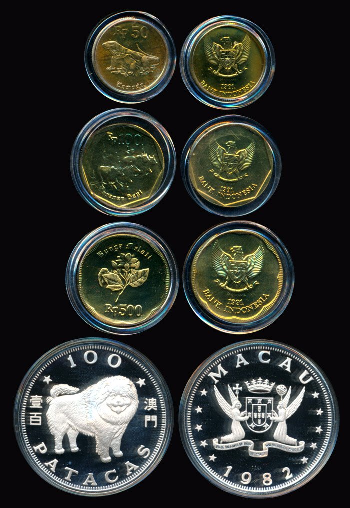 World Coins medals of Guernsey Russia etc: World Coins medals of Guernsey Russia etcWorld Small collection including: Barbados, Cent-$10, 1975, proof set; Guernsey, 25 Pence, 1980, proof; Hong Kong, 10 Cents- $10, 1993 proof set; Macau, 100 Pa
