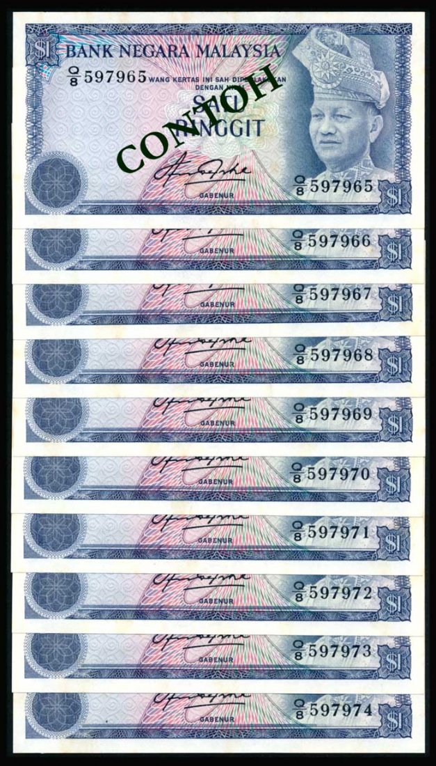 Malaysia $1 1981-83 P13b 10 consecutive: Malaysia $1, (1981-83), 4th series, sign. Aziz Taha, (P.13b; KNB.19), serial no. Q/8 597965 to 974, 10 consecutive notes, foxing, UNC. (10)