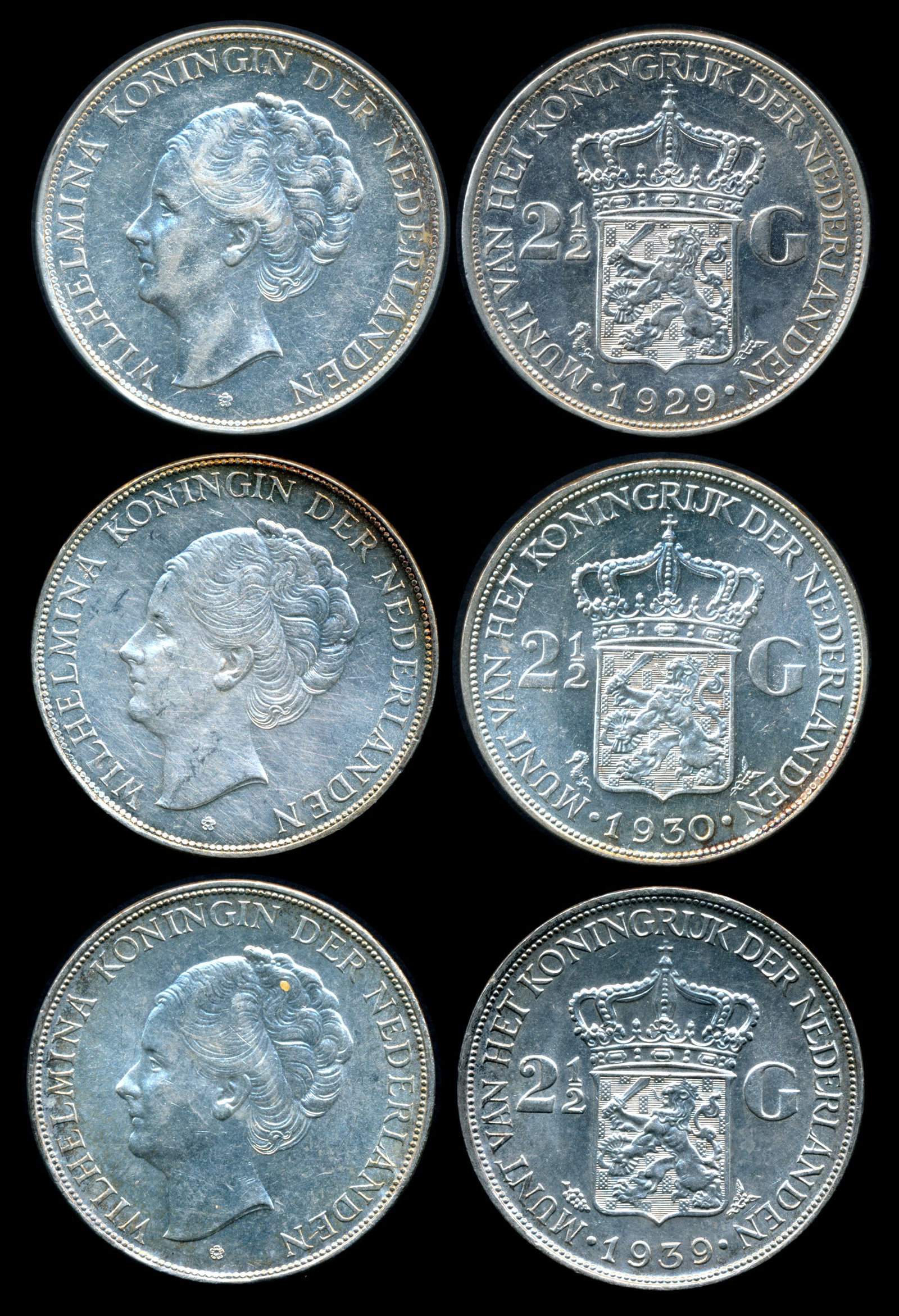 3 Netherlands Wilhelmina 2-1/2Gulden 1929-39: Netherlands Queen Wilhelmina, 2-1/2 Gulden, (KM.165), 1929, 1930, 1939, hairlines, AU-UNC. (3)