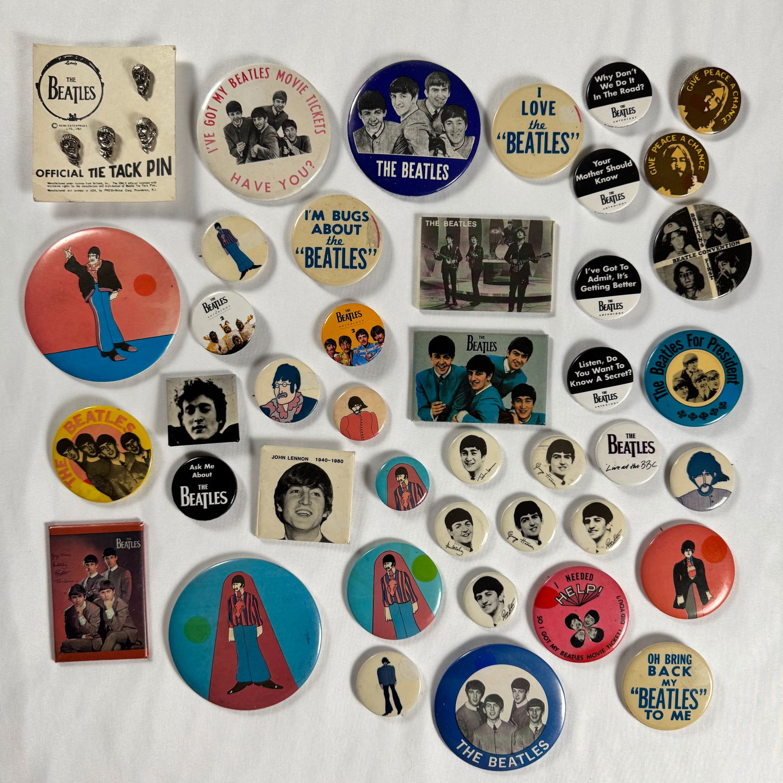 Lot of 41 Beatles Pins Tie Tack Buttons Mirrors Original George Harrison Paul McCartney Ringo Starr (1 of 6)