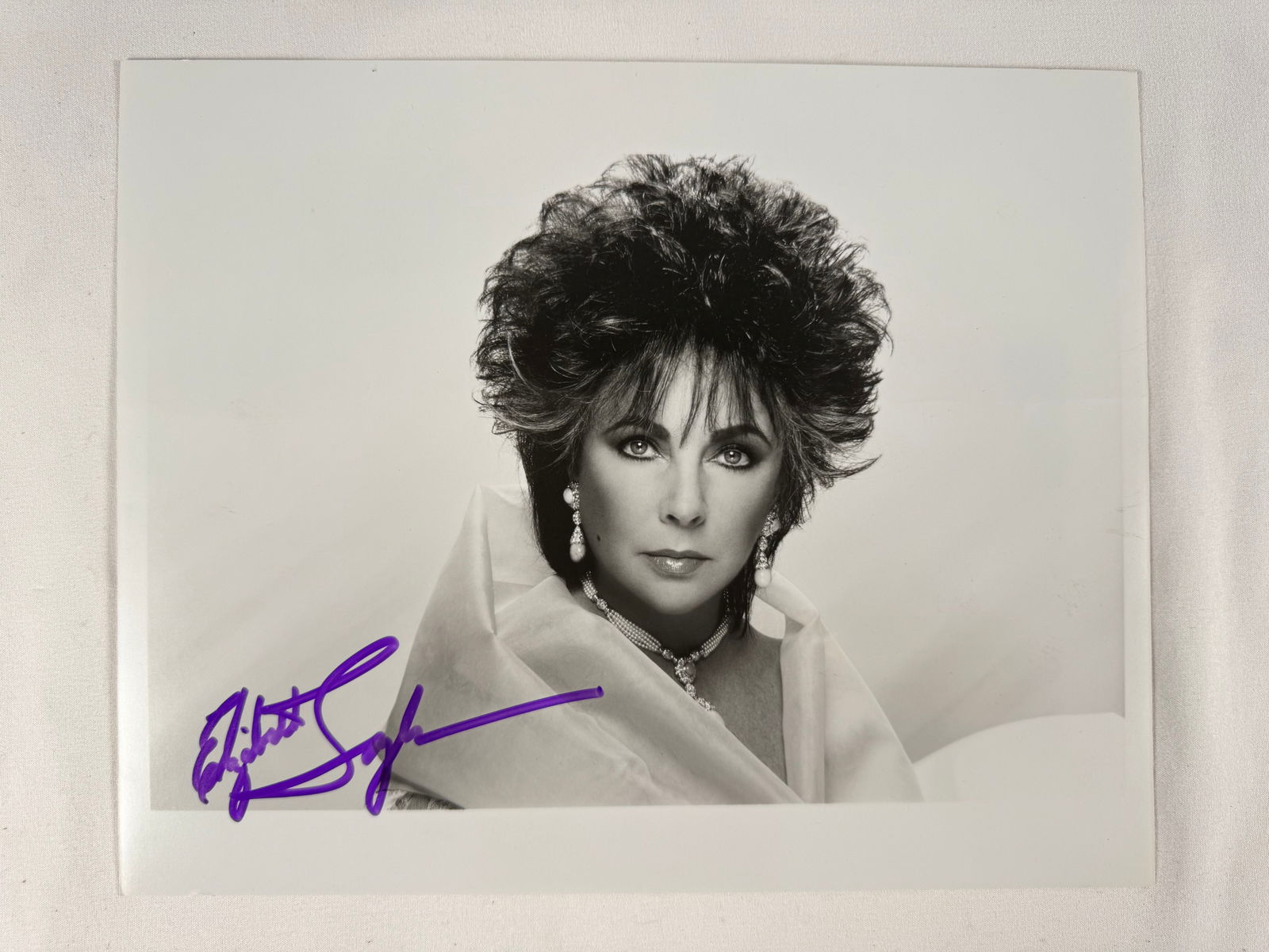 Liz Elizabeth Taylor Autograph Signed 8x10" Hollywood Photo (1 of 5)
