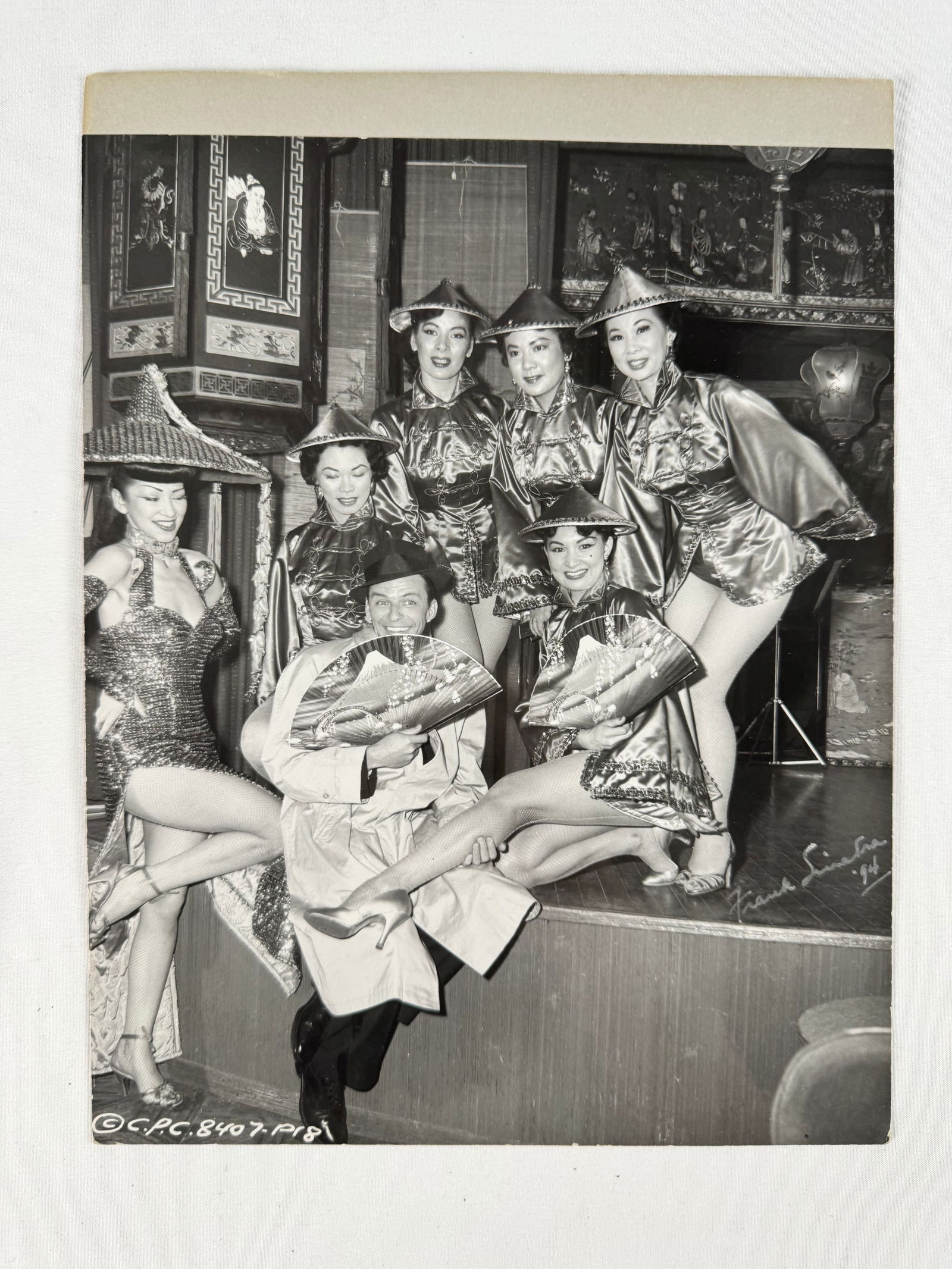 Frank Sinatra Autograph Signed 8x10" Golden Age of Hollywood Photo Pal Joey (1 of 7)