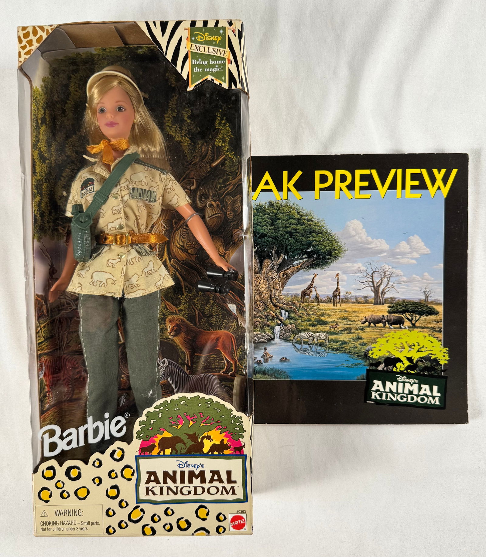 Disney Animal Kingdom Barbie with Book Mattel Original Doll (1 of 8)