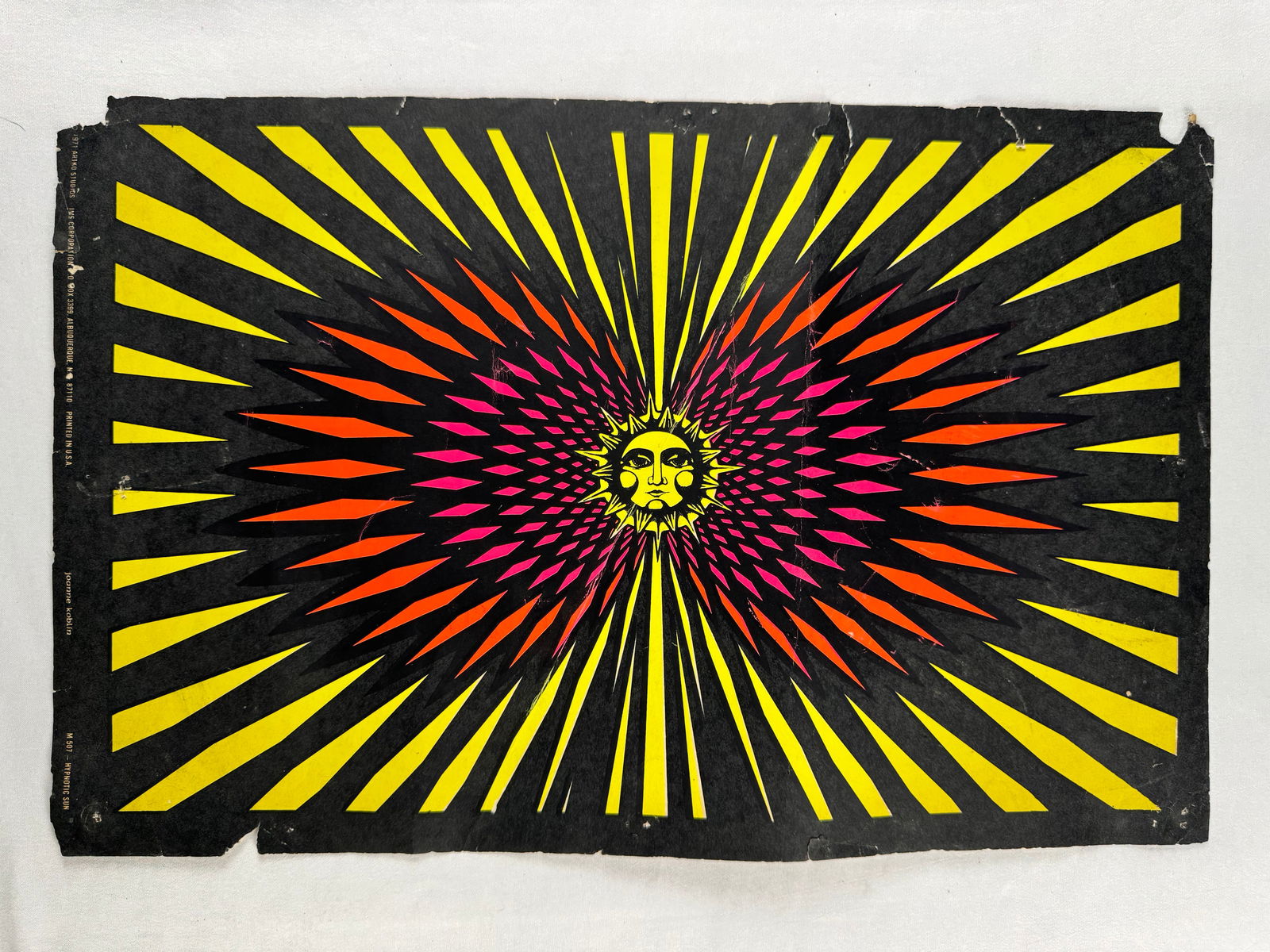Psychedelic Hypnotic Sun 1971 Black Light Poster (1 of 6)