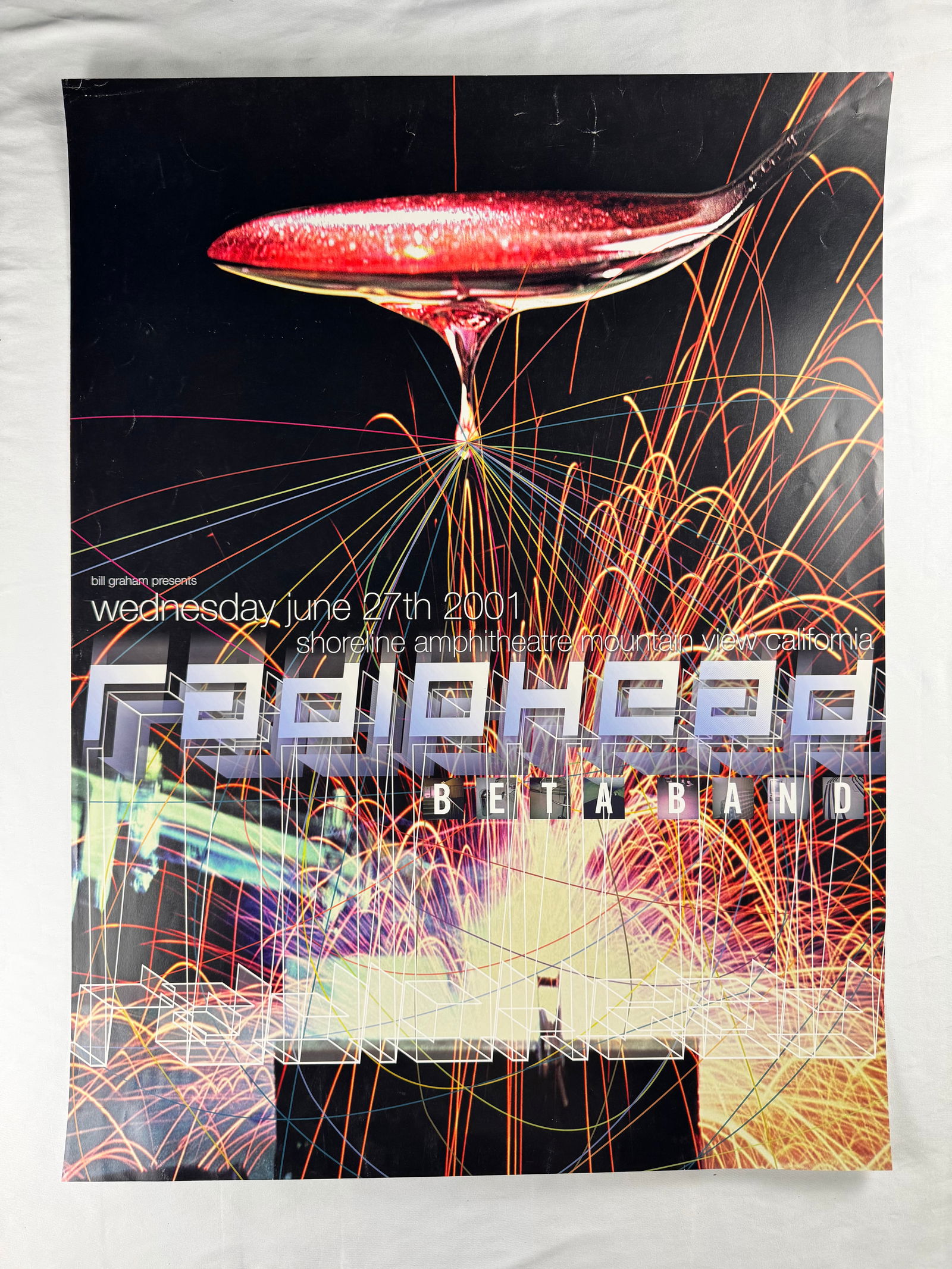 Radiohead Beta Band Shoreline 2001 Bill Graham Presents Poster: Concert poster for Radiohead with Beta Band at Shoreline Amphitheatre. Presented by Bill Graham Presents on June 27, 2001