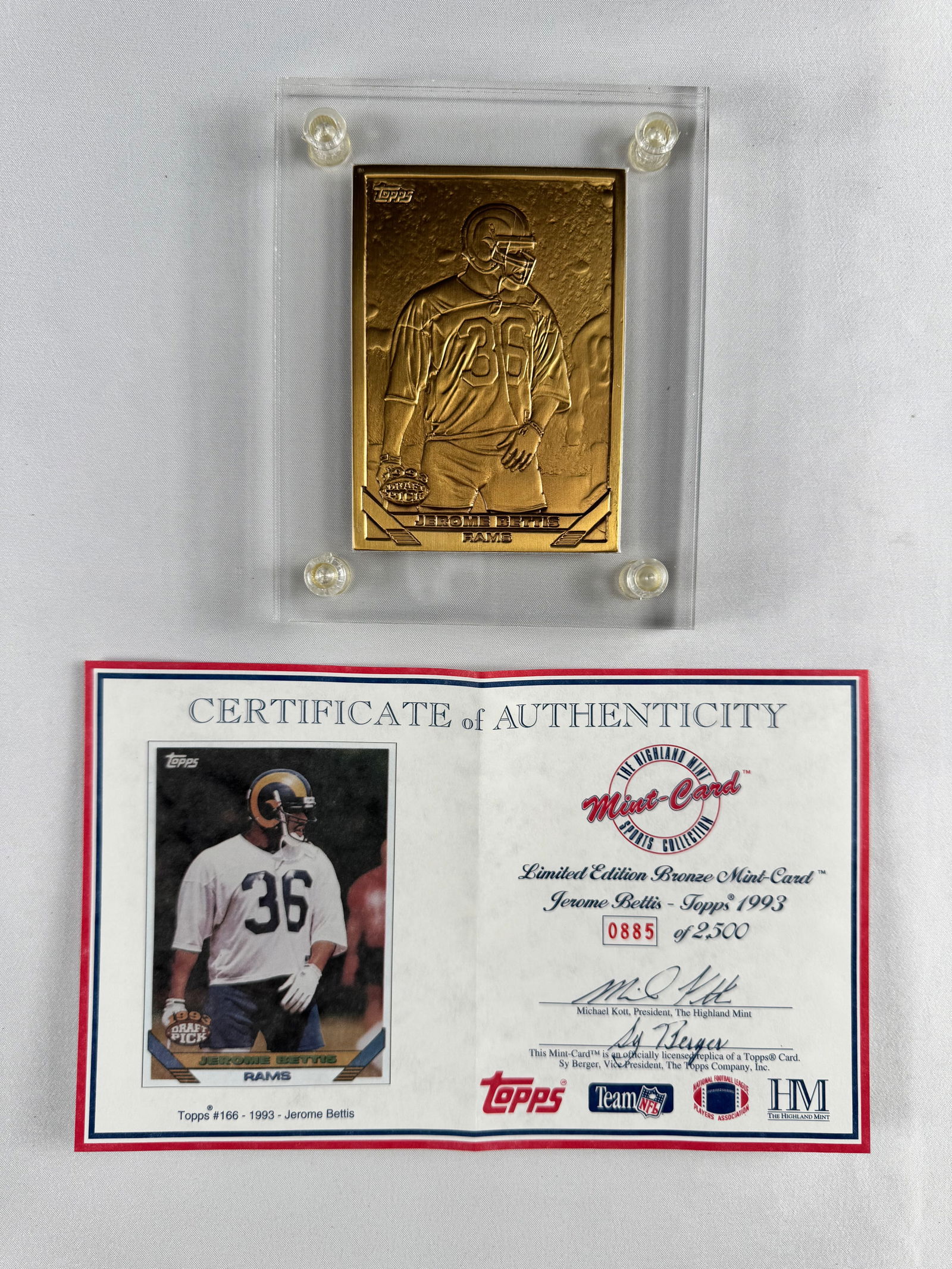 Jerome Bettis Los Angeles Rams 1993 Topps Bronze Mint Card with COA: Bronze Mint Card featuring Jerome Bettis issued by The Highland Mint in 1993. Includes original Certificate of Authenticity.