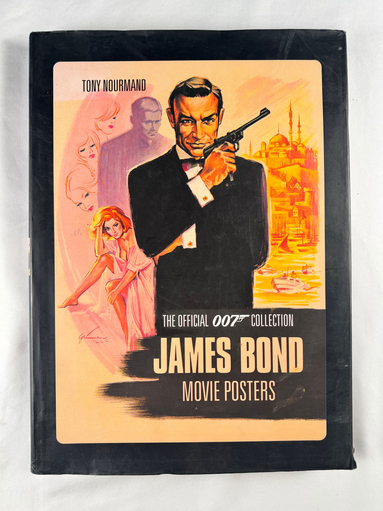 James Bond Movie Posters Tony Nourmand Hardcover Book 2012 (1 of 5)